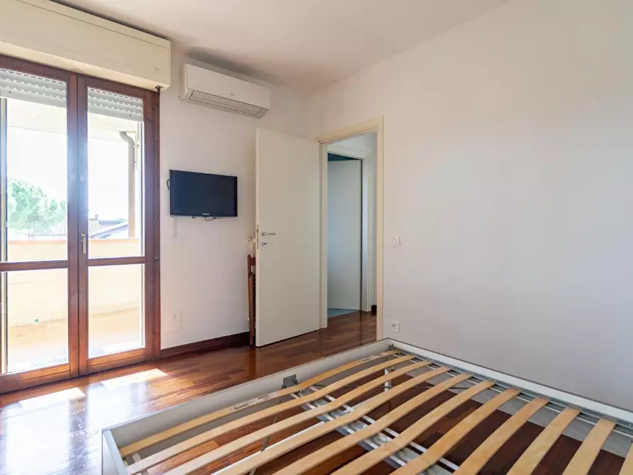 Immagine 28 di Appartamento in affitto  a Empoli