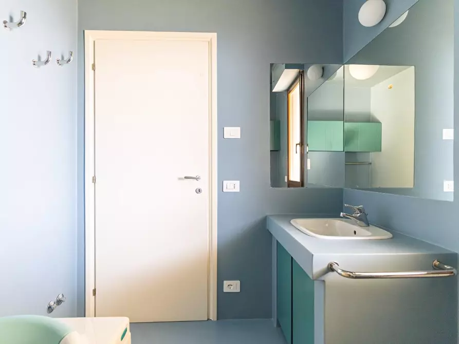 Immagine 49 di Appartamento in affitto  a Empoli