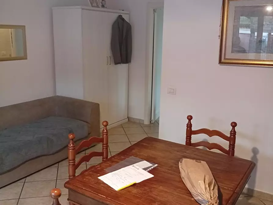 Immagine 2 di Villetta a schiera in vendita  a Carrara