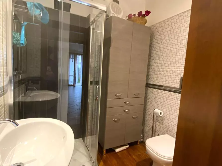 Immagine 12 di Appartamento in vendita  a Massa