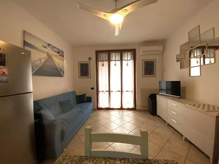 Immagine 3 di Appartamento in vendita  a Massa