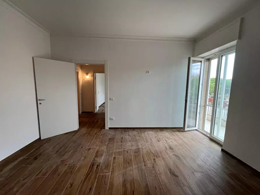 Immagine 13 di Ufficio in affitto  a Lecce