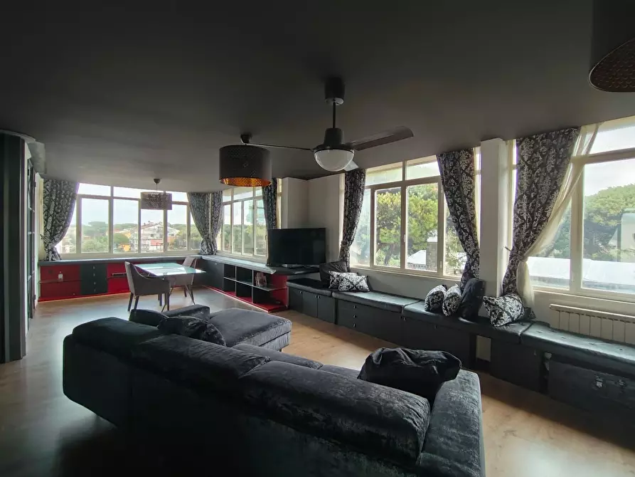 Immagine 2 di Appartamento in vendita  a Pisa