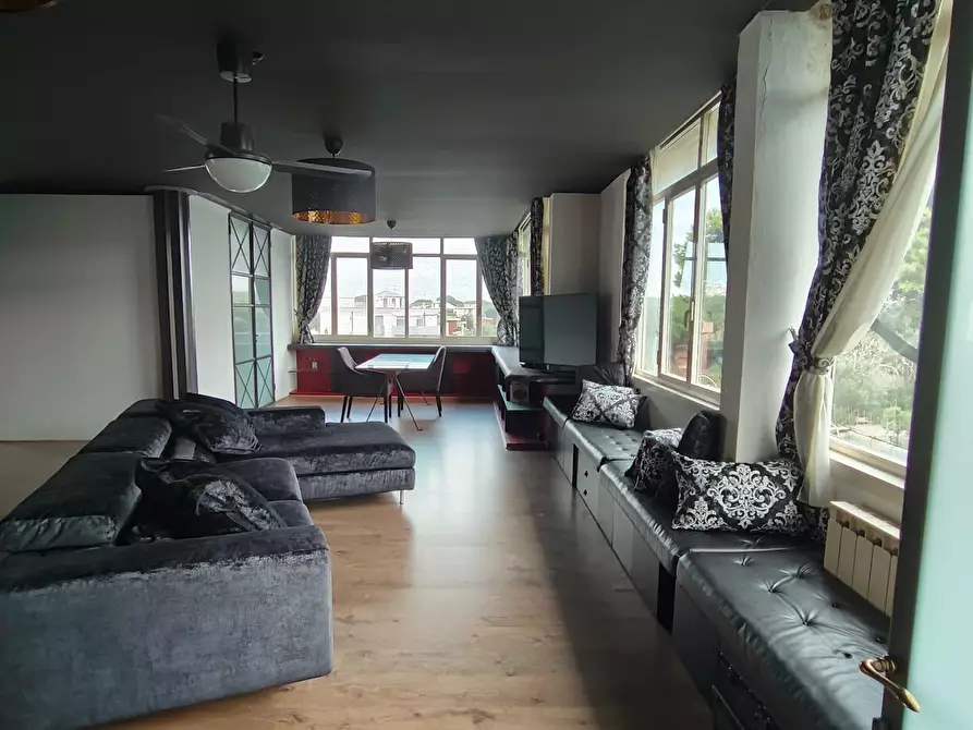 Immagine 6 di Appartamento in vendita  a Pisa