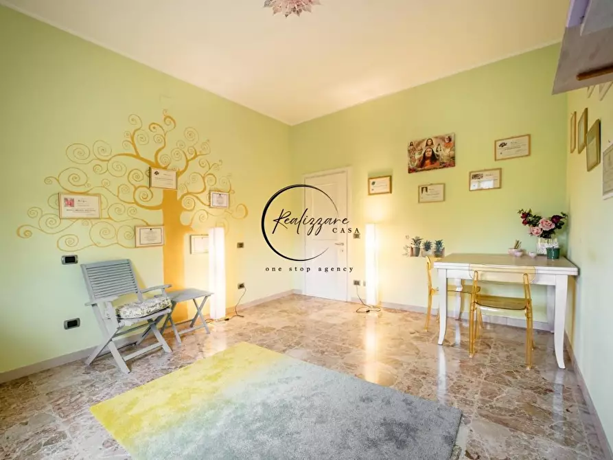 Immagine 23 di Appartamento in vendita  a Reggio Nell'emilia