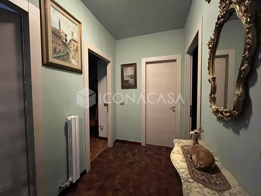 Immagine 10 di Appartamento in vendita  a Pontedera