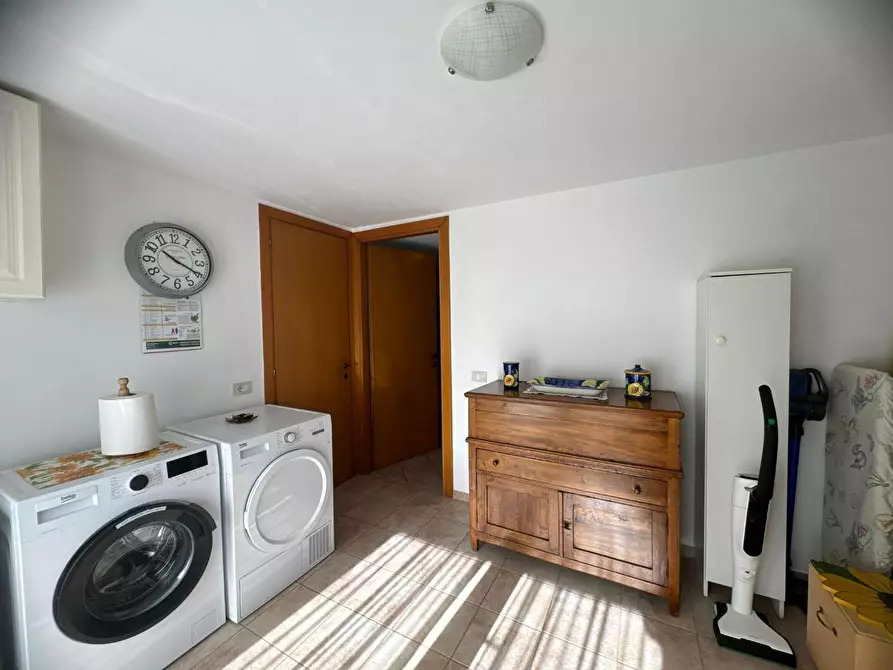 Immagine 5 di Casa bifamiliare in vendita  a Sovicille