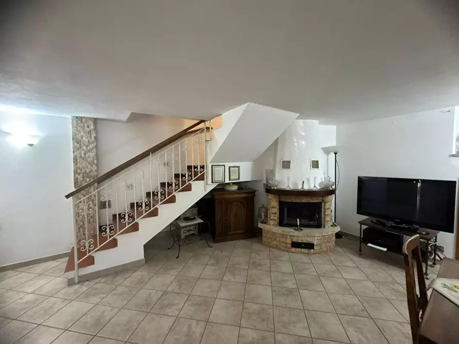 Immagine 2 di Casa bifamiliare in vendita  a Sovicille