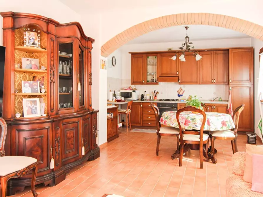 Immagine 43 di Casa bifamiliare in vendita  a Cascina