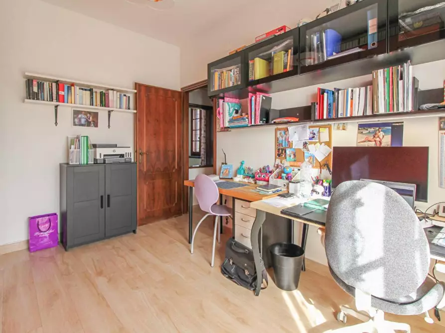 Immagine 29 di Casa bifamiliare in vendita  a Cascina