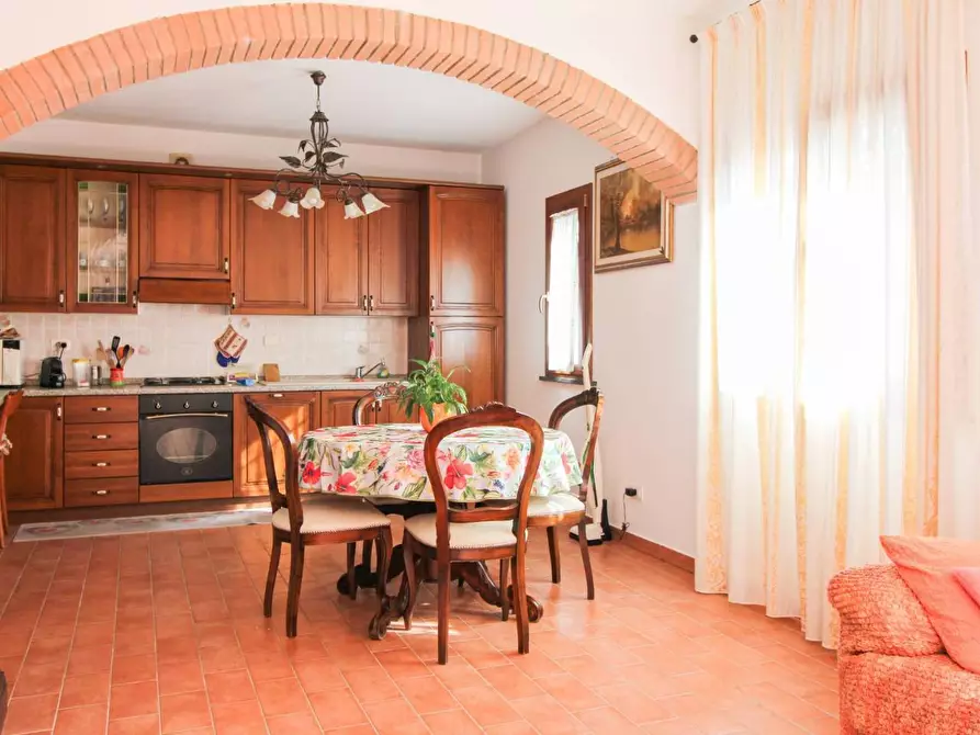 Immagine 41 di Casa bifamiliare in vendita  a Cascina