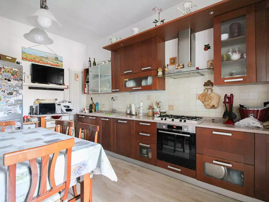 Immagine 14 di Casa bifamiliare in vendita  a Cascina