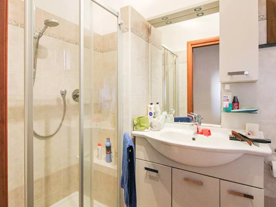 Immagine 53 di Casa bifamiliare in vendita  a Cascina