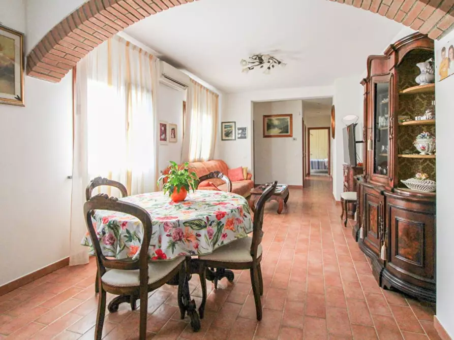 Immagine 45 di Casa bifamiliare in vendita  a Cascina