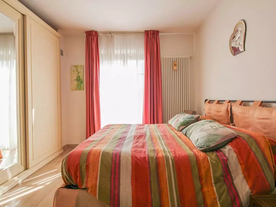 Immagine 19 di Casa bifamiliare in vendita  a Cascina