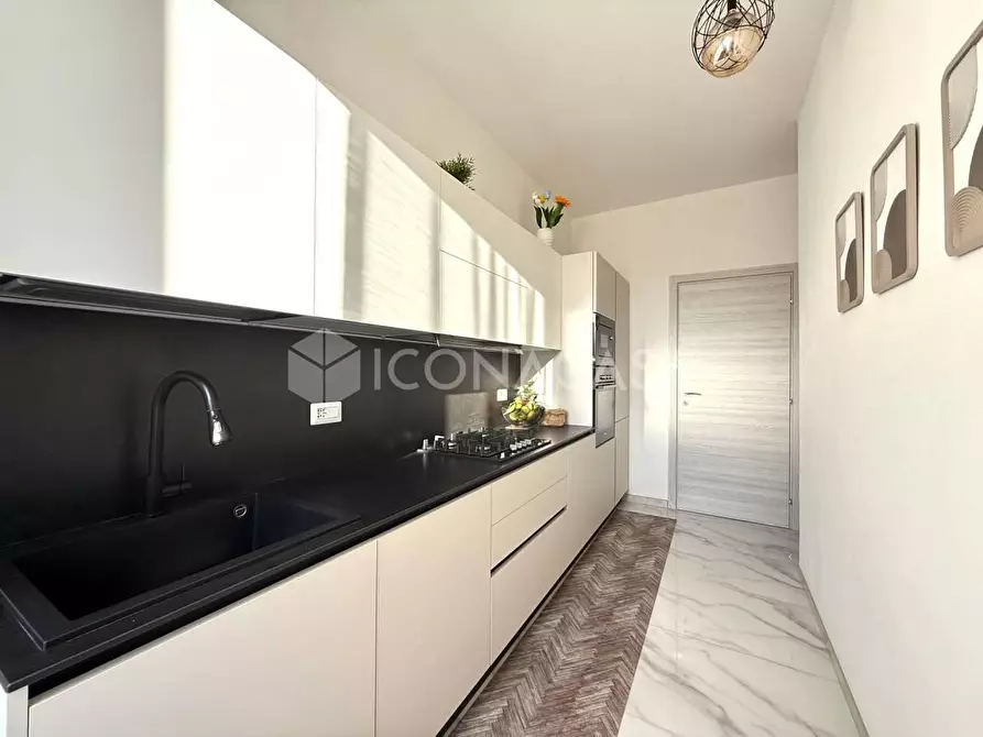 Immagine 6 di Appartamento in vendita  a Pontedera