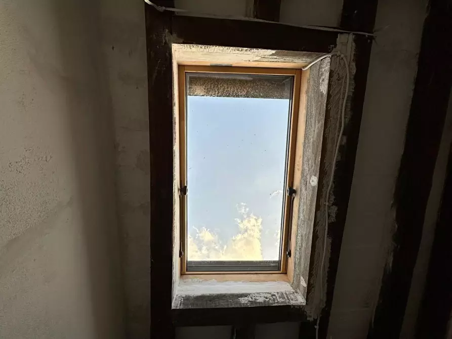 Immagine 14 di Mansarda in vendita  a Colle Di Val D'elsa