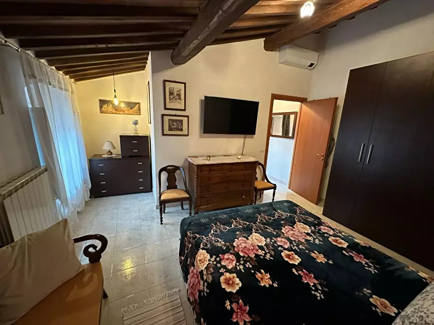 Immagine 19 di Mansarda in vendita  a Colle Di Val D'elsa