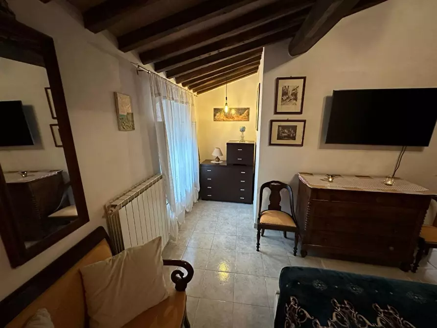 Immagine 12 di Mansarda in vendita  a Colle Di Val D'elsa