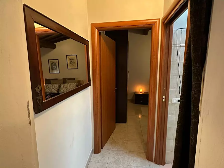 Immagine 8 di Mansarda in vendita  a Colle Di Val D'elsa