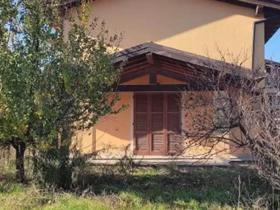 Immagine 3 di Villa in vendita  a Stradella