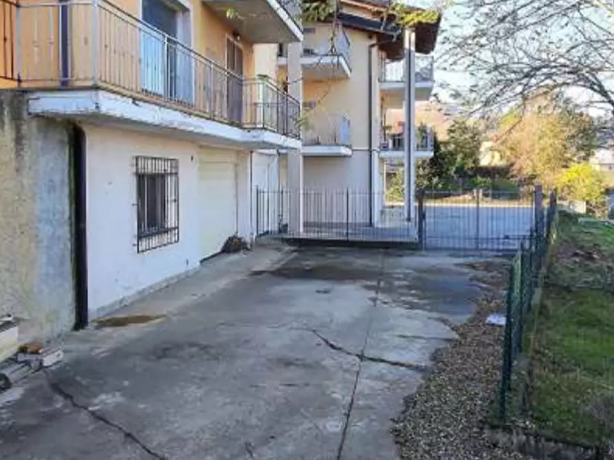 Immagine 14 di Villa in vendita  a Stradella