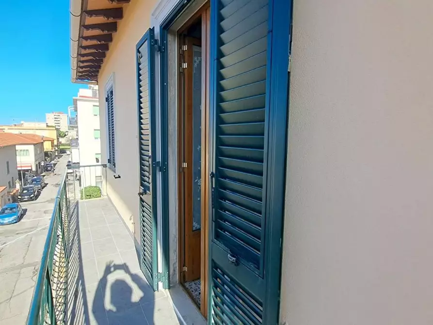 Immagine 10 di Appartamento in vendita  a Rosignano Marittimo