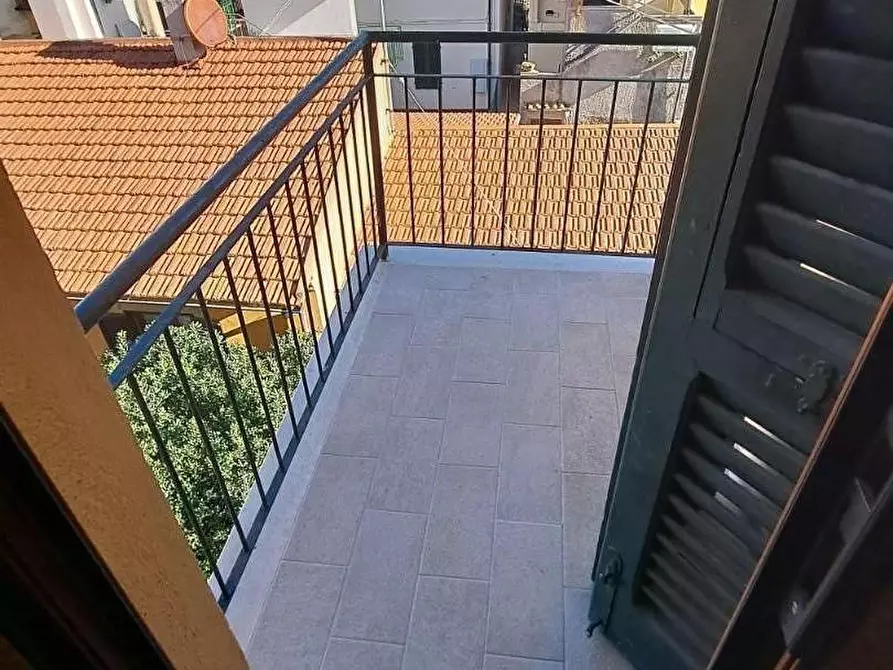 Immagine 11 di Appartamento in vendita  a Rosignano Marittimo