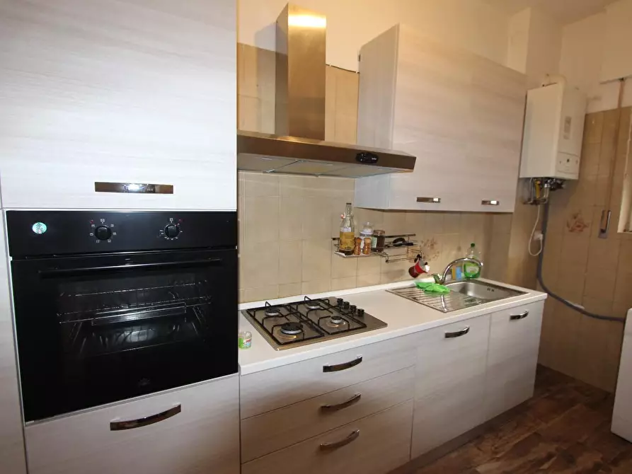 Immagine 6 di Appartamento in vendita  a La Spezia