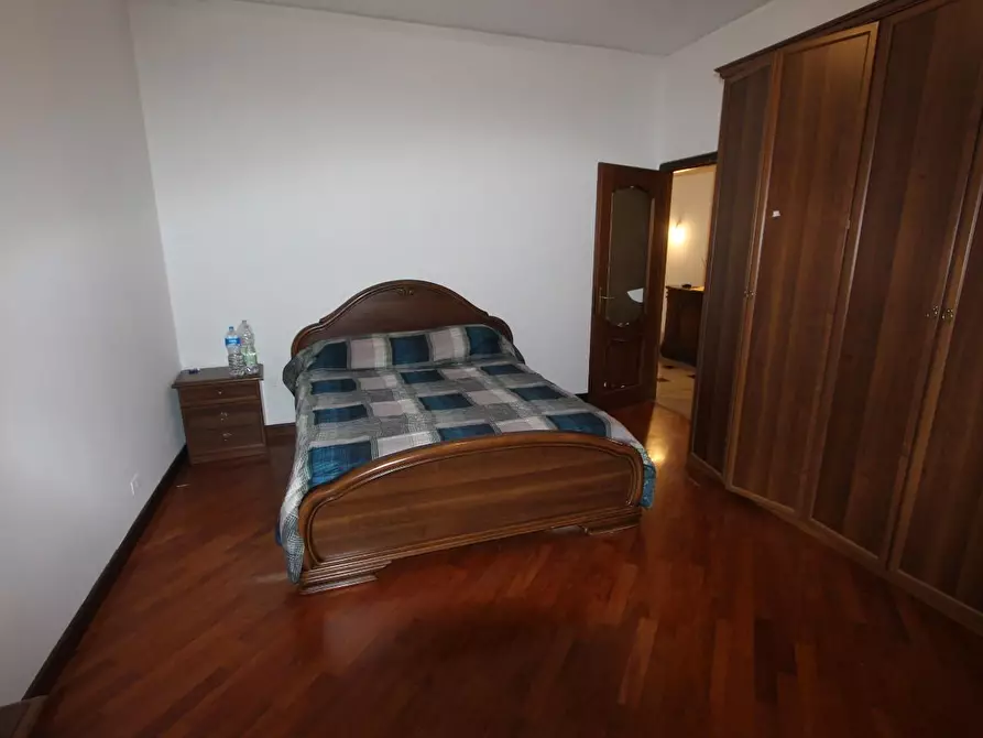 Immagine 9 di Appartamento in vendita  a La Spezia