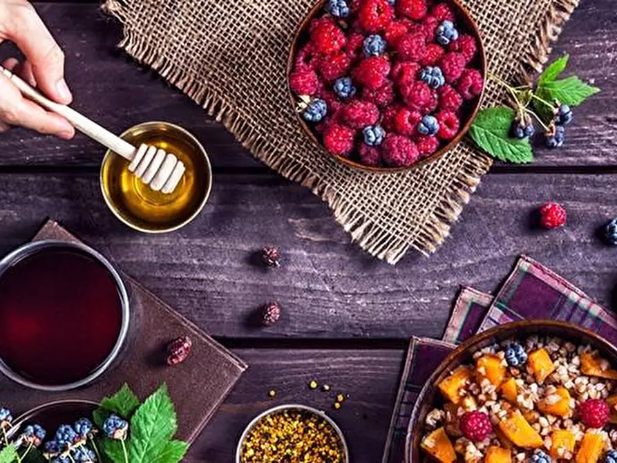 Immagine 1 di Attività commerciale in vendita  a Pisa