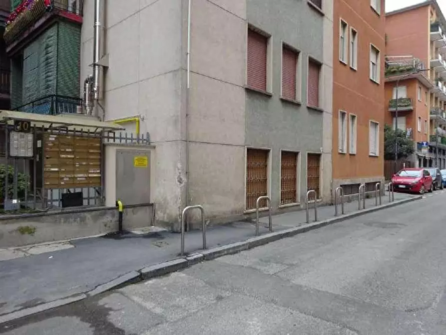 Immagine 1 di Laboratorio in vendita  a Milano