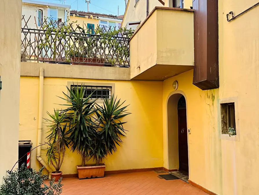 Immagine 30 di Appartamento in vendita  a Cascina