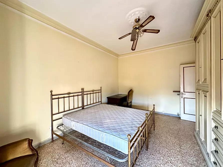 Immagine 14 di Mansarda in vendita  a Lucca