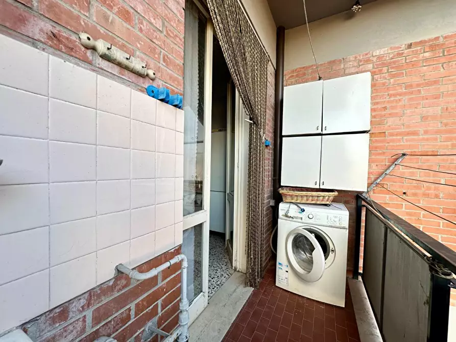 Immagine 30 di Mansarda in vendita  a Lucca