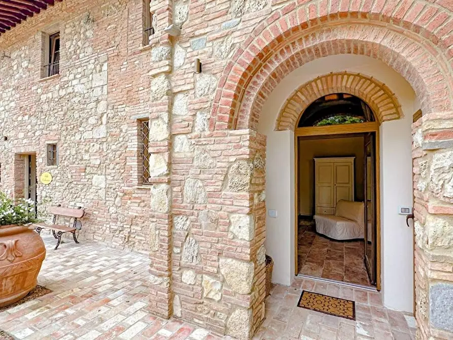 Immagine 16 di Agriturismo in vendita  a Fauglia