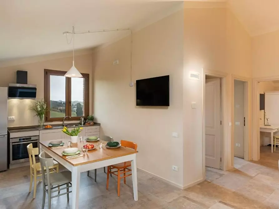 Immagine 8 di Agriturismo in vendita  a Fauglia