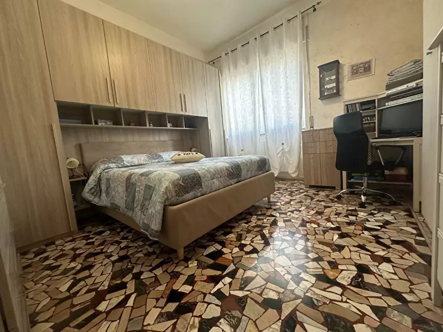 Immagine 29 di Appartamento in vendita  a Viareggio