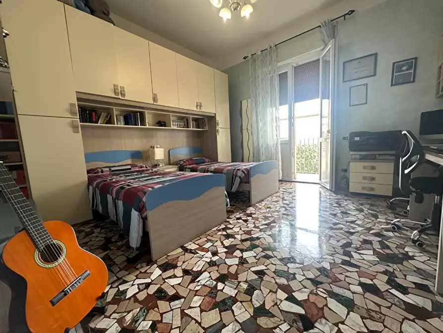 Immagine 19 di Appartamento in vendita  a Viareggio