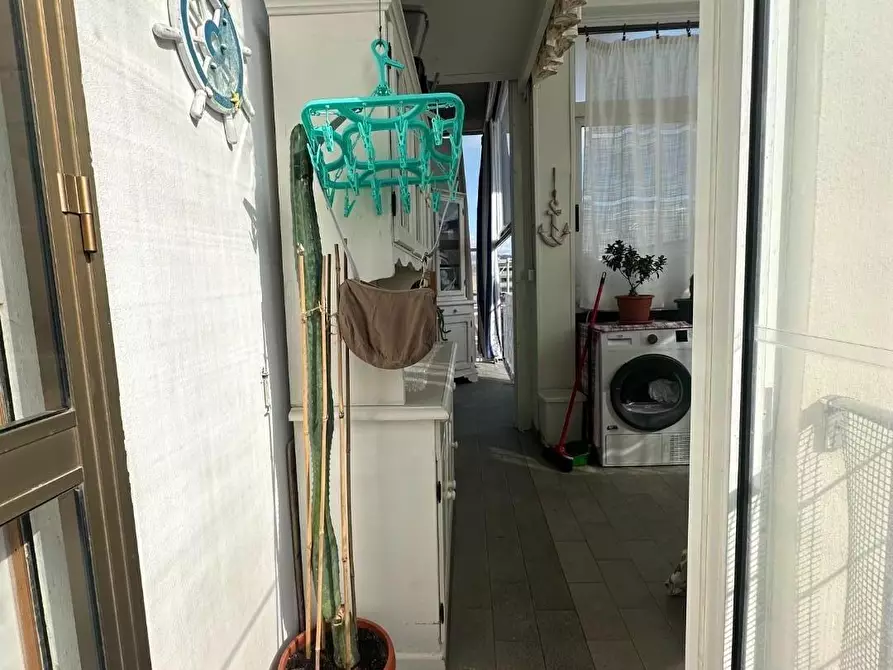 Immagine 24 di Appartamento in vendita  a Viareggio