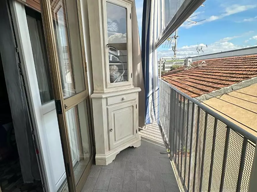 Immagine 22 di Appartamento in vendita  a Viareggio