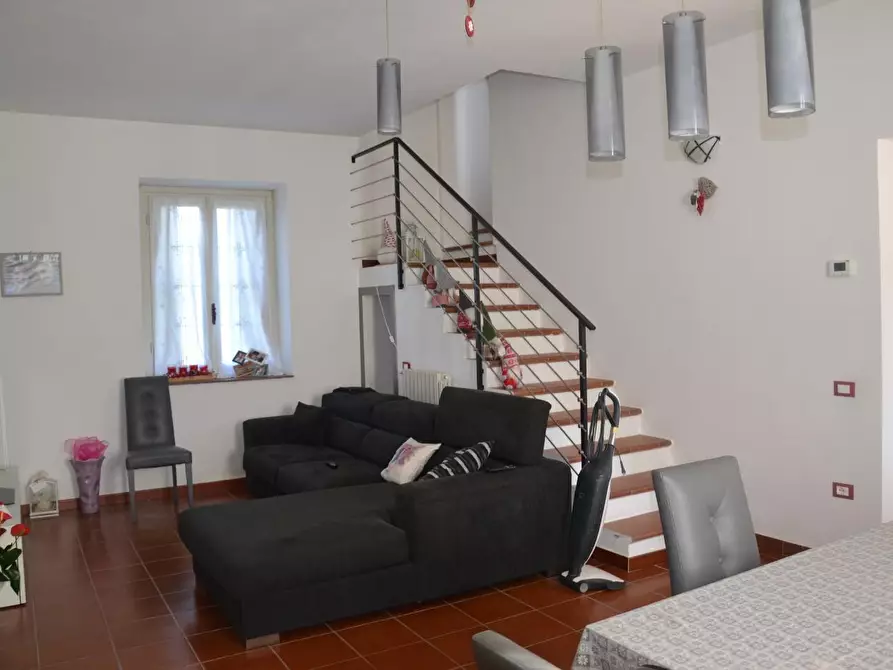 Immagine 1 di Terratetto in vendita  a San Giuliano Terme