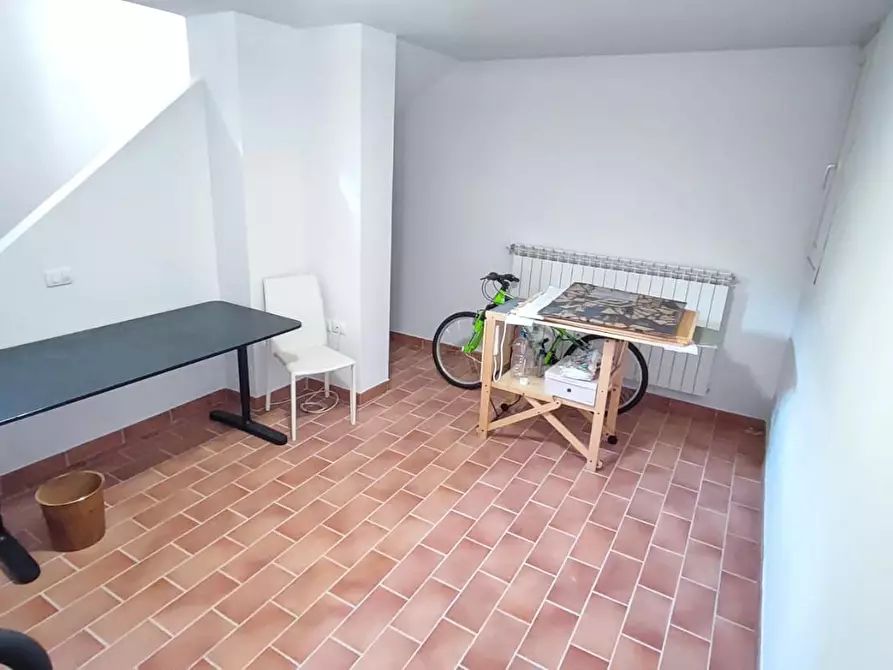 Immagine 24 di Casa trifamiliare in vendita  a Camaiore