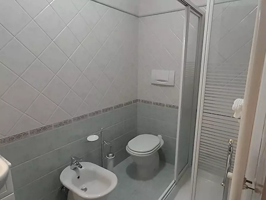 Immagine 10 di Appartamento in vendita  a Massa