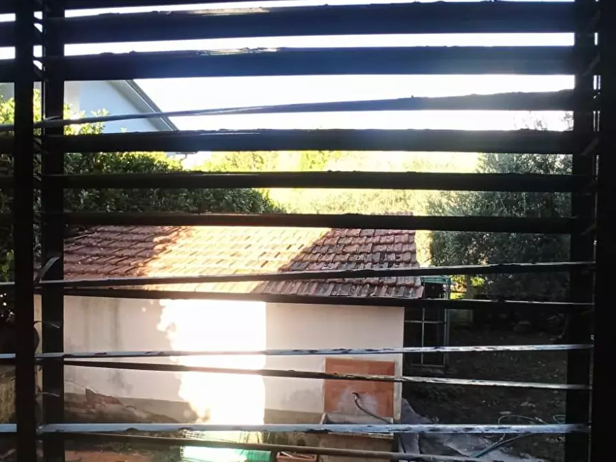 Immagine 17 di Villa in vendita  a Lucca