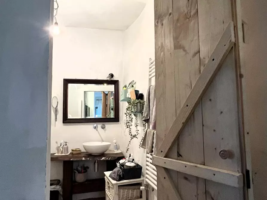 Immagine 15 di Porzione di casa in vendita  a Casole D'elsa