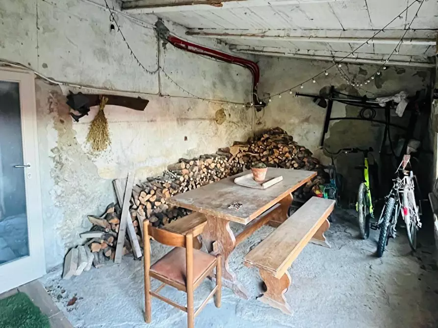 Immagine 18 di Porzione di casa in vendita  a Casole D'elsa