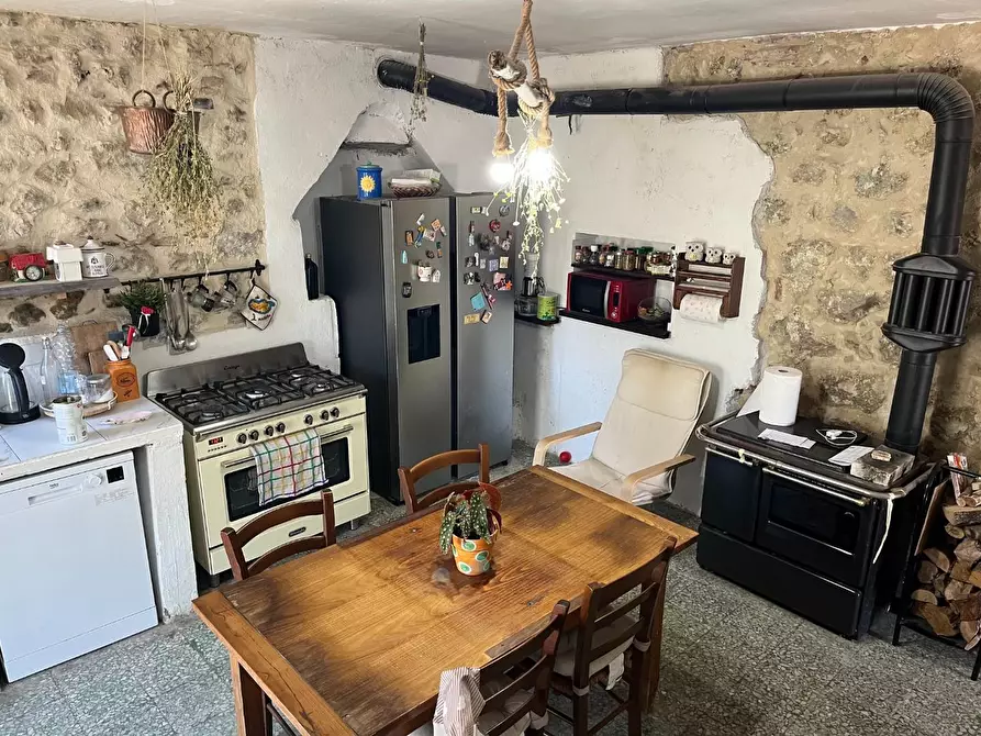 Immagine 6 di Porzione di casa in vendita  a Casole D'elsa