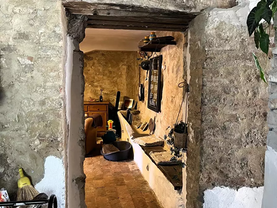 Immagine 8 di Porzione di casa in vendita  a Casole D'elsa