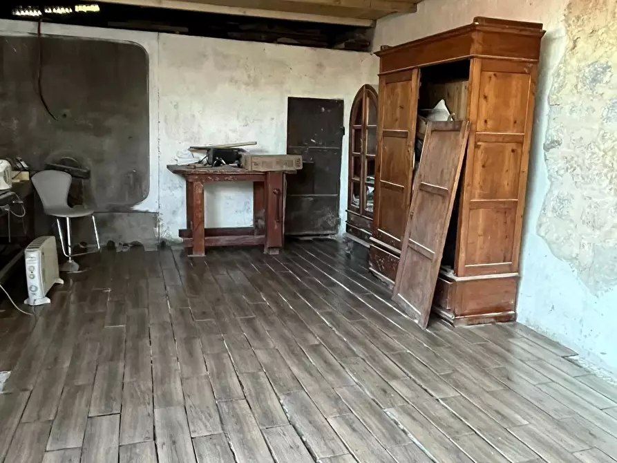 Immagine 16 di Porzione di casa in vendita  a Casole D'elsa